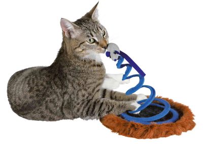 Chat jouet avec souris blanche en peluche montée sur ressort géant