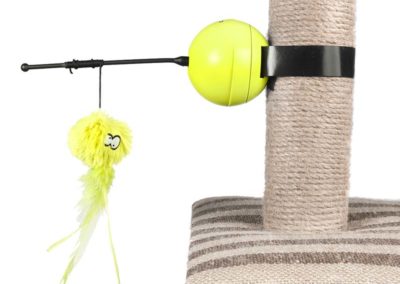 Yoyo électrique pour chat boule fourrure plume